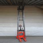 Фото 28 - Самоходный Штабелер BX-4515 OXLIFT 4,5 м 1500кг.