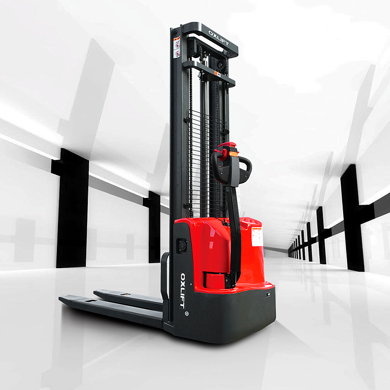 Фото 75 - Самоходный Штабелер AX-3512 OXLIFT 3,5 м 1200 кг.