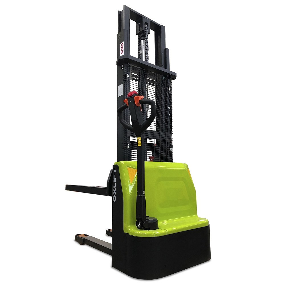Фото 107 - Самоходный Штабелер AX 1526LC OXLIFT 1500 кг 2,6 м Li-Ion.