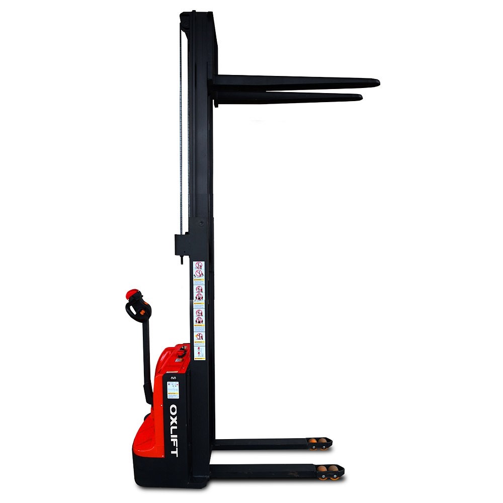 Фото 41 - Самоходный Штабелер AX-3016 OXLIFT 3 м 1600 кг.
