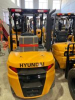 Фото 7 - Вилочный погрузчик Hyundai 30D-9E.