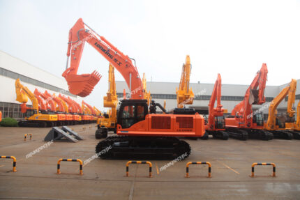 Фото 60 - Гусеничный экскаватор Lonking CDM6490.